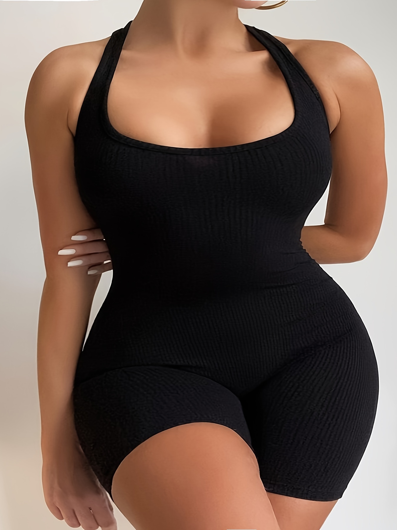 Combinaison Sportive Noire à D - Summer Clothing Plus avis et prix