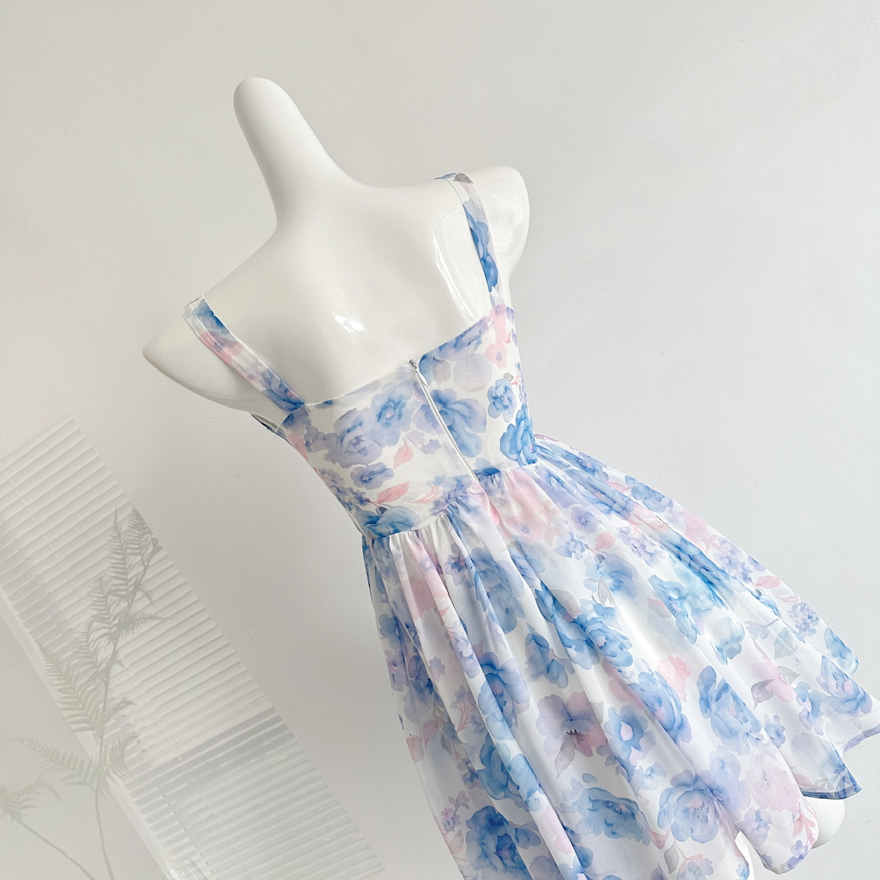 Robe Halter Bleu Klein à Motif - Sundress Midi Floral avis et prix